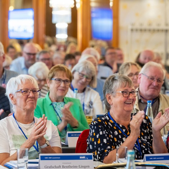 Die Delegierten applaudieren