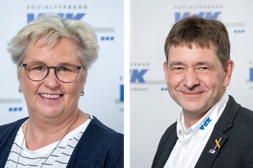 Portr&auml;tfotos von Birgit Ohloff und Thomas Fl&uuml;gge mit dem VdK-Logo im Hintergrund