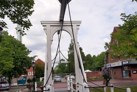 Zugbr&uuml;cke in Papenburg