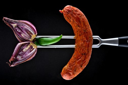 Bratwurst trifft Gem&uuml;se