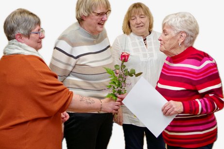 Gisela Baumfalk wurde f&uuml;r 25-j&auml;hrige Mitgliedschaft geehrt