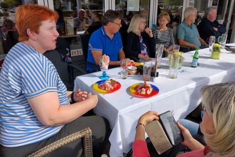 Eis essen im San Remo
