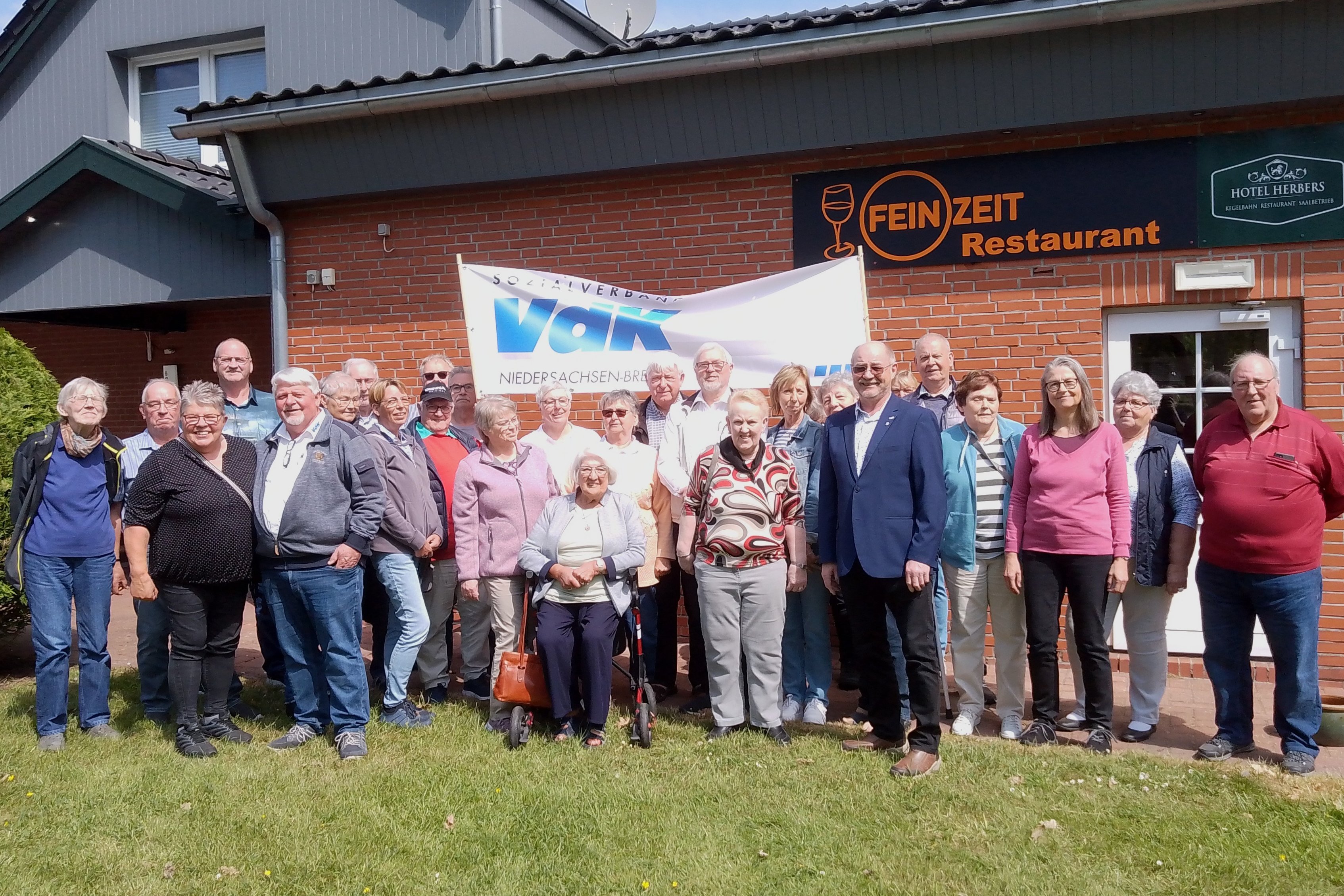 Gruppenfoto der Ehrenamtlichen
