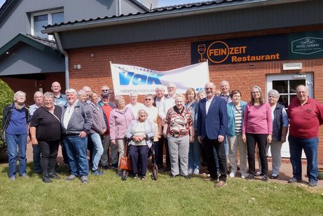Gruppenfoto der Ehrenamtlichen