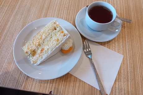 Es gab Kuchen und Tee / Kaffee.