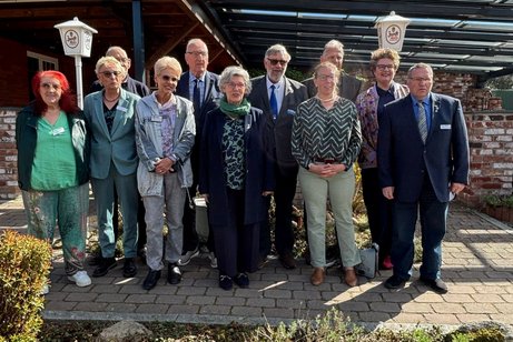 Vorstand und geladen Gäste 75-Jahr-Feier