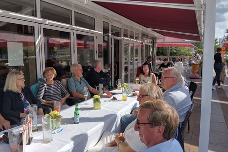 Eis essen im San Remo