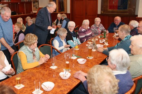 Der zweite Vorsitzende mit der "Lostrommel".