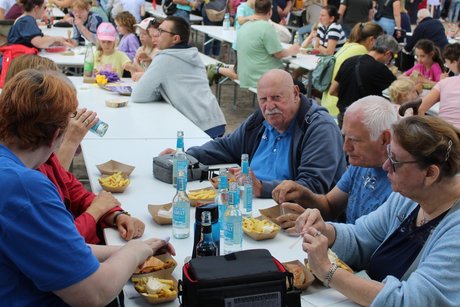 Mittag Essen