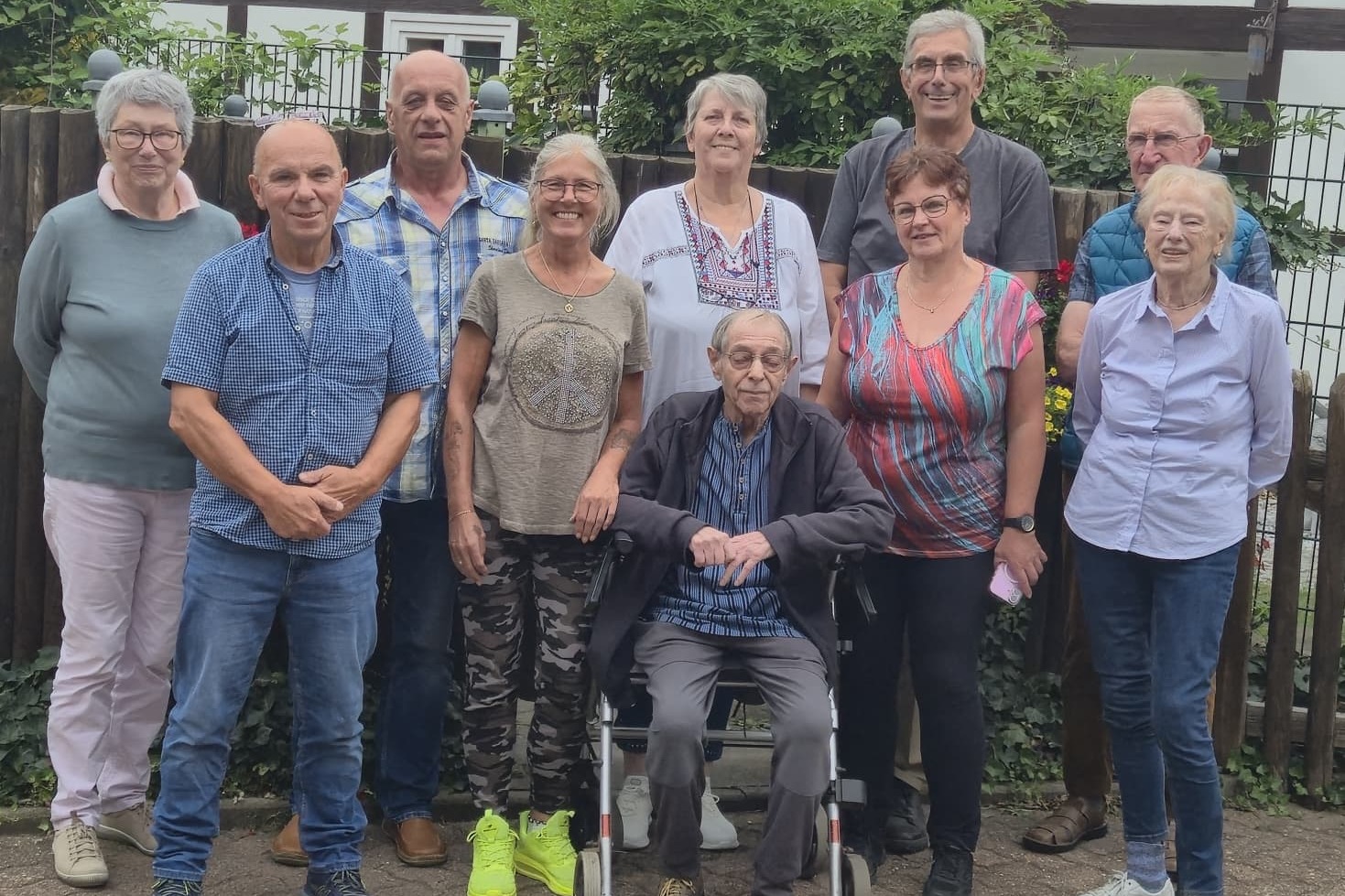 Der Vorstand (Von links: Anita Schweter, Christian Voges, Horst Sydow, Gabriele Klink, Angela Kriegel, Adolf Bator, Susanne Lehmann, Klaus Lehmann, Klaus Schweter, Heidi Rosenthal)
