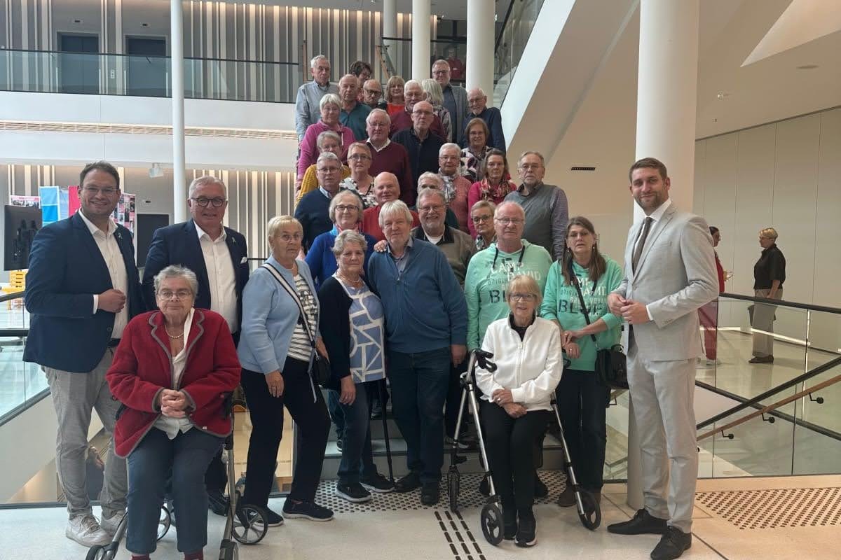 VdK Mitglieder vom Ortsverband Cloppenburg besuchten den Landtag in Hannover.