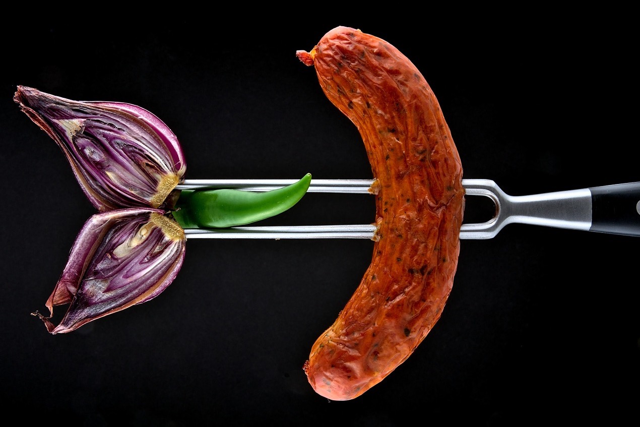 Bratwurst trifft Gem&uuml;se