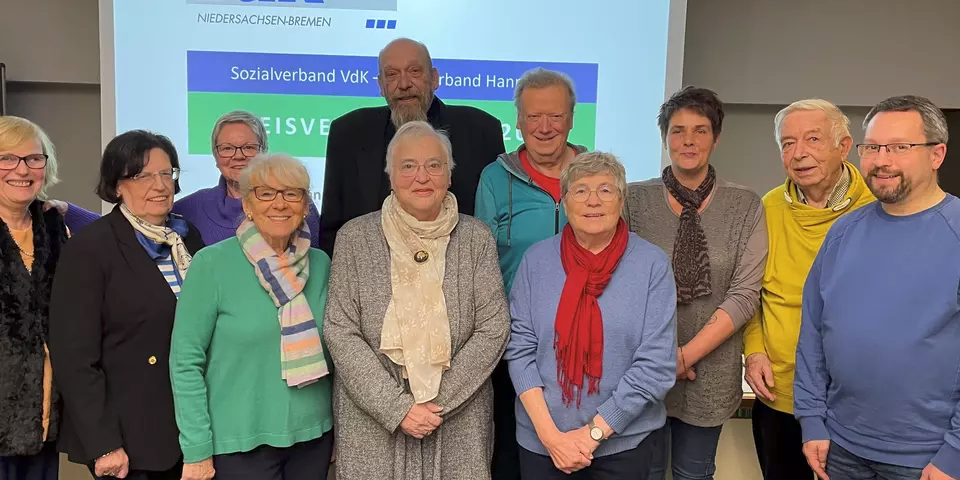 Gruppenfoto der Ehrenamtlichen