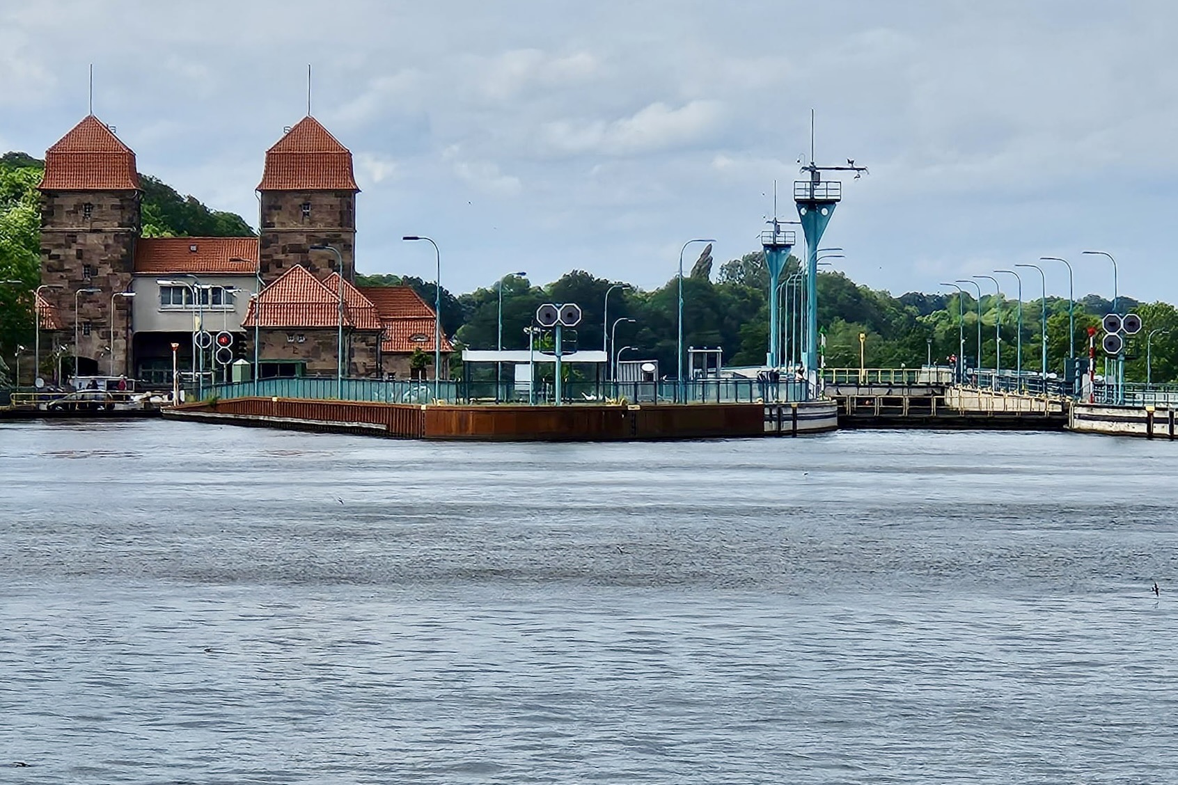 Die Schachtschleuse in Minden - einer der H&ouml;hepunkte