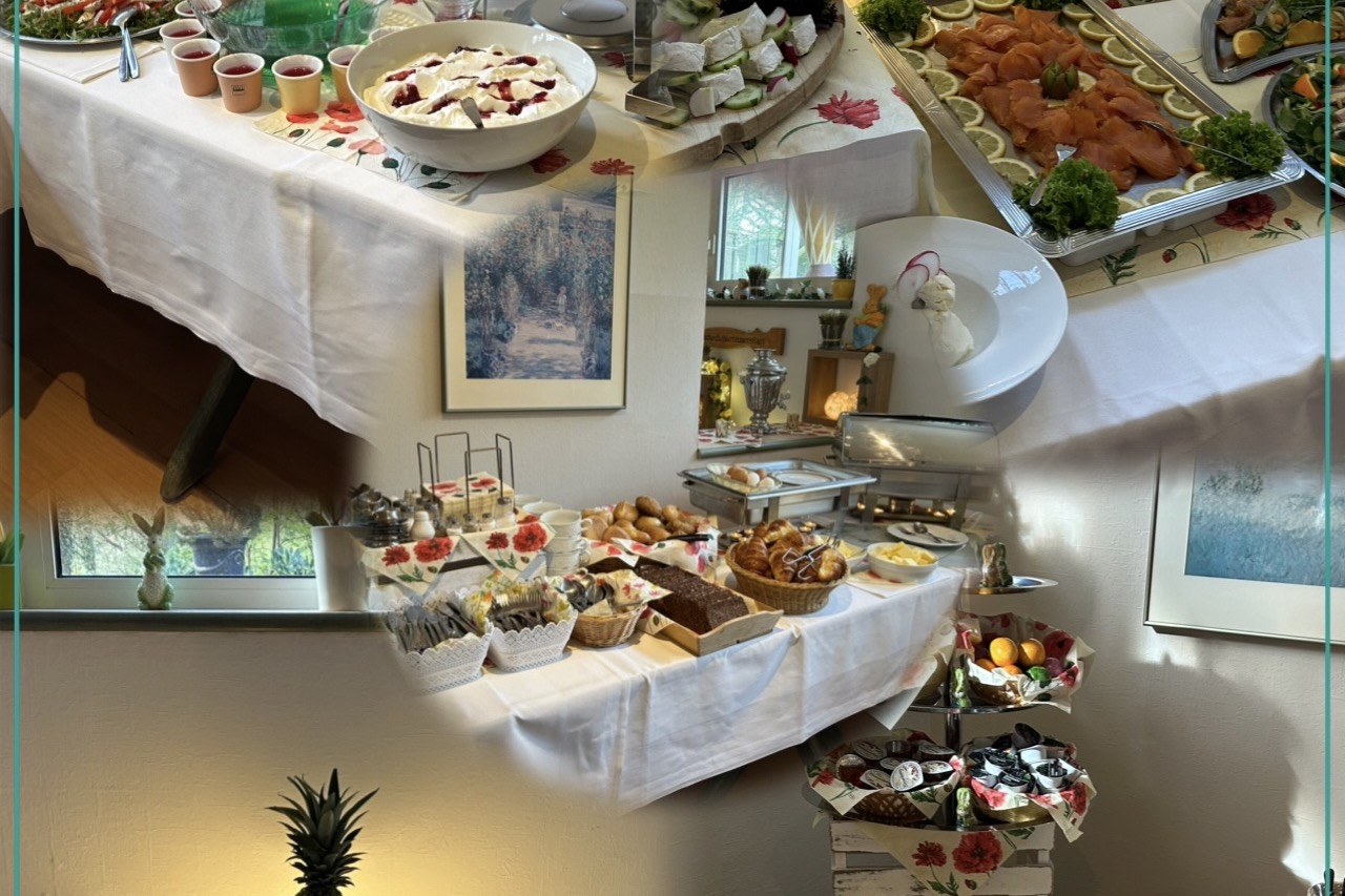 Gemischtes Essen zum Fr&uuml;hst&uuml;ck